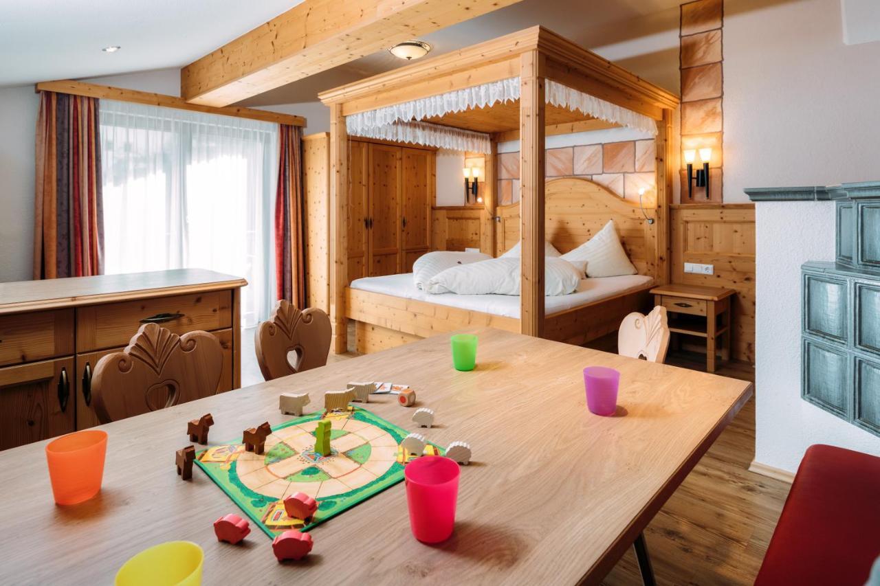 Kinderhotel Laderhof Ladis Exteriér fotografie